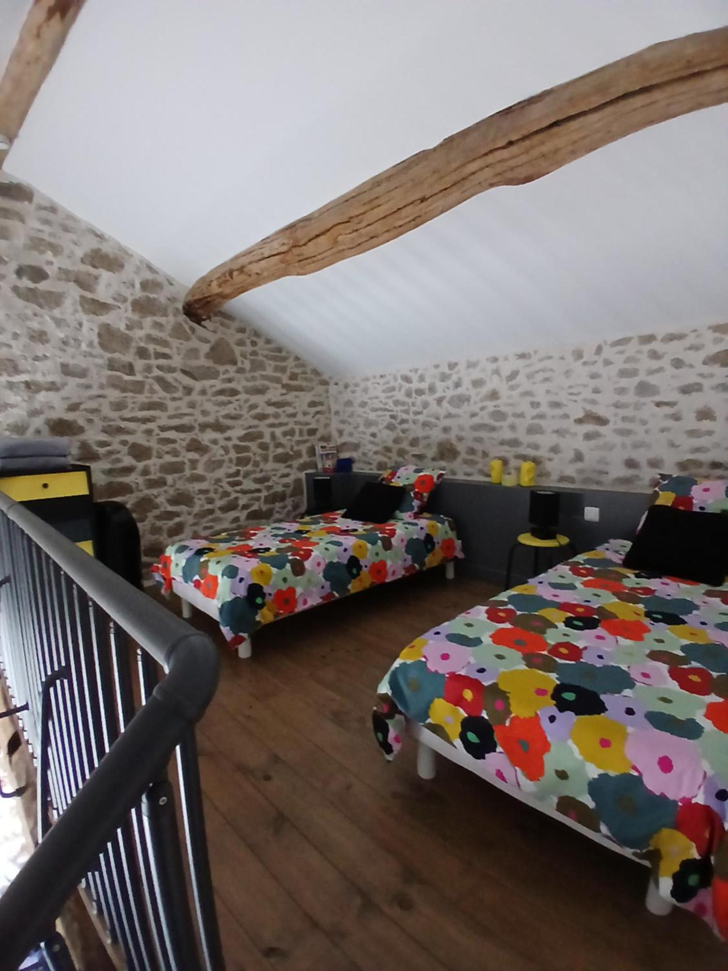 Les Chambres Du Couraud Saint-Aubin-des-Ormeaux Exterior foto